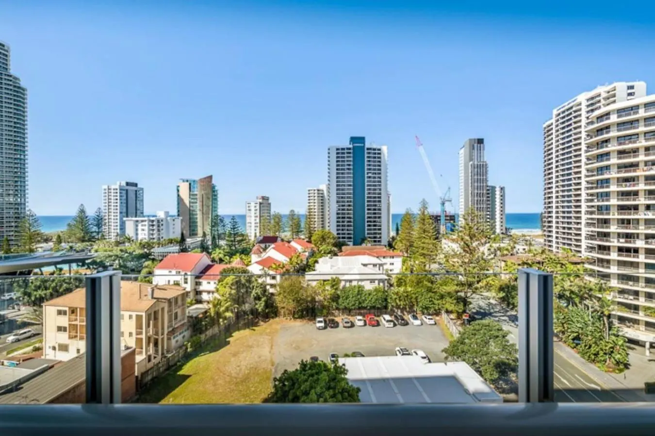 Apartment Surfers Paradise 2 Bed Great Views Pool Gold Coast